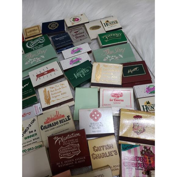 90 LOT Pin Up Art Vintage Cars Casino Matchbook Cover 1950s - 70s - Picture 9 of 11